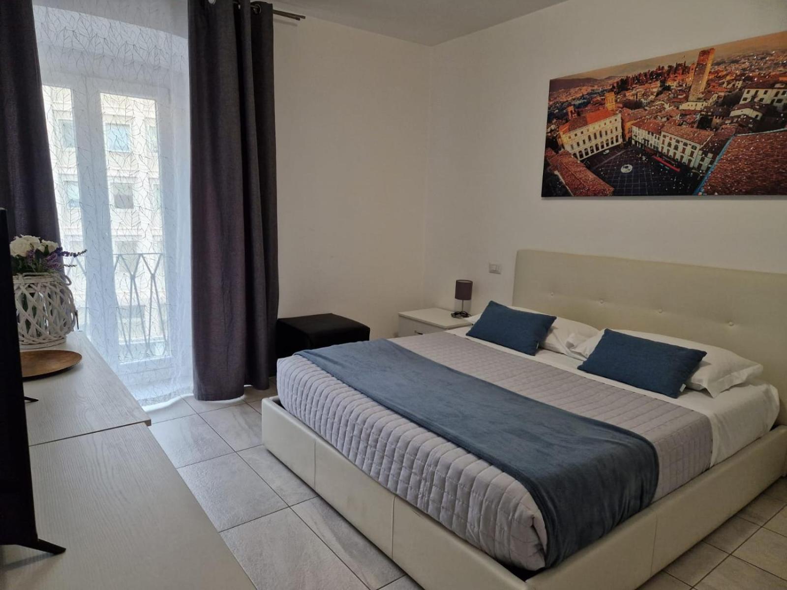 Bgy Central Apartments Bergamo Værelse billede