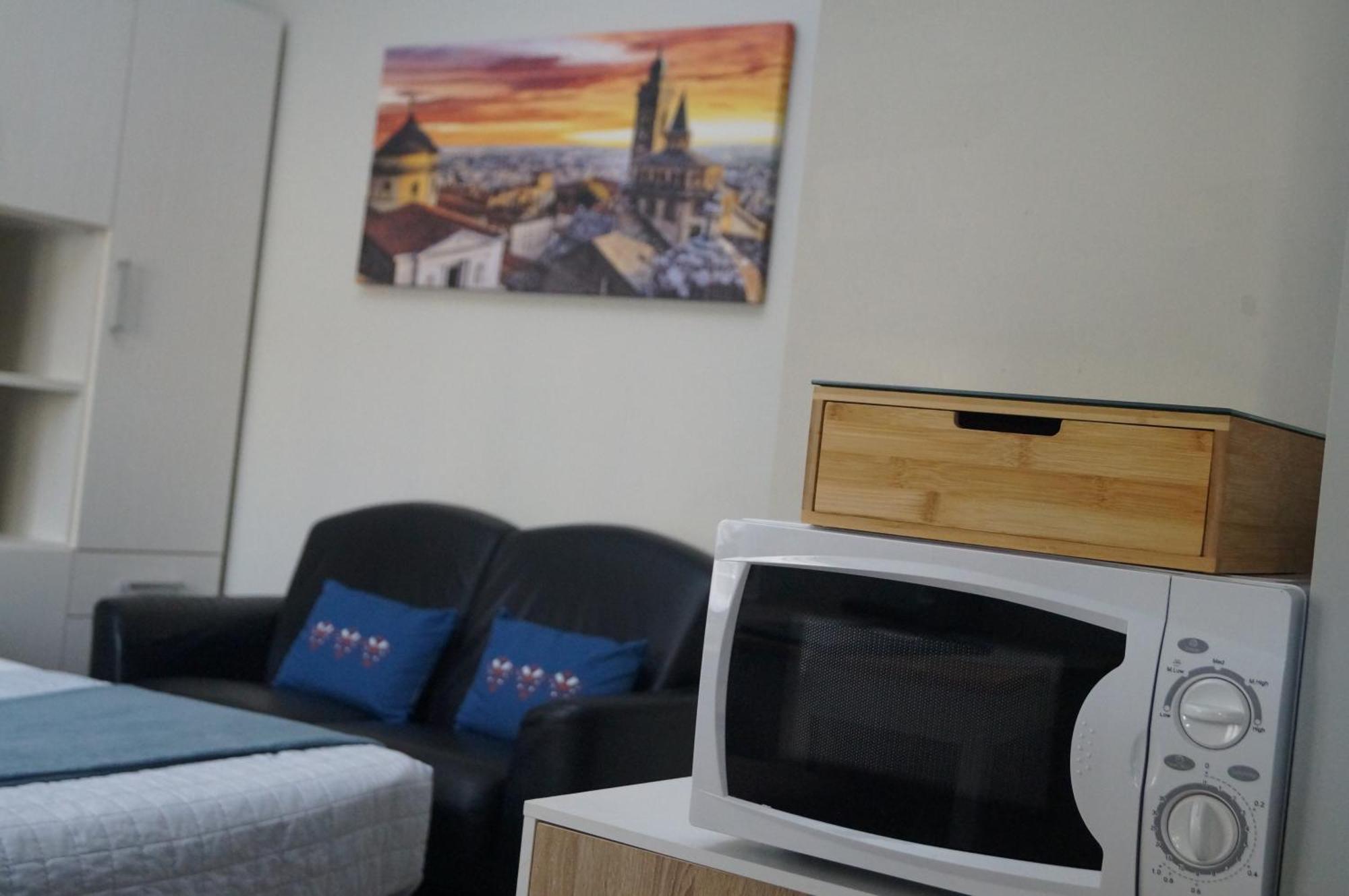 Bgy Central Apartments Bergamo Værelse billede