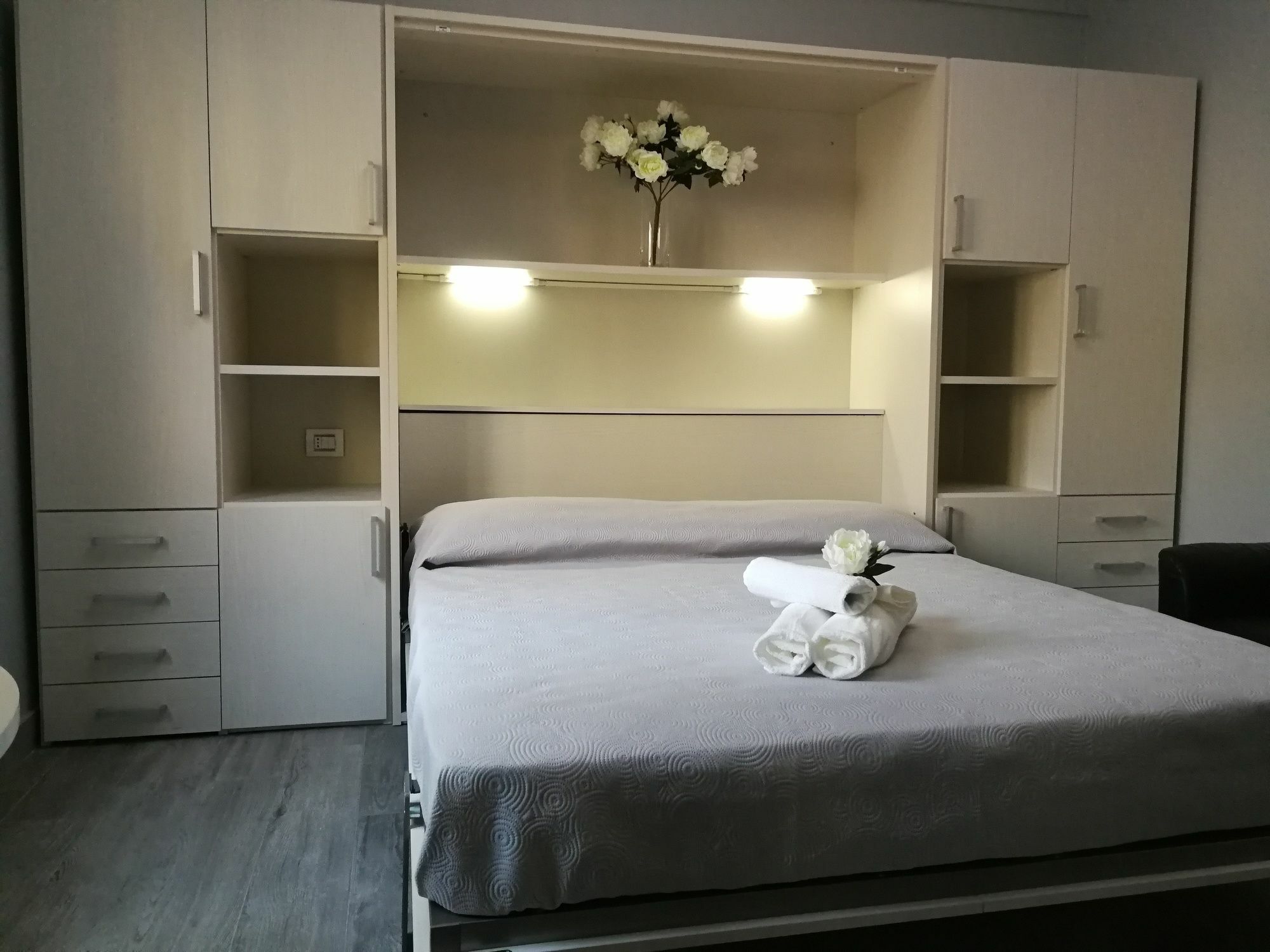 Bgy Central Apartments Bergamo Eksteriør billede